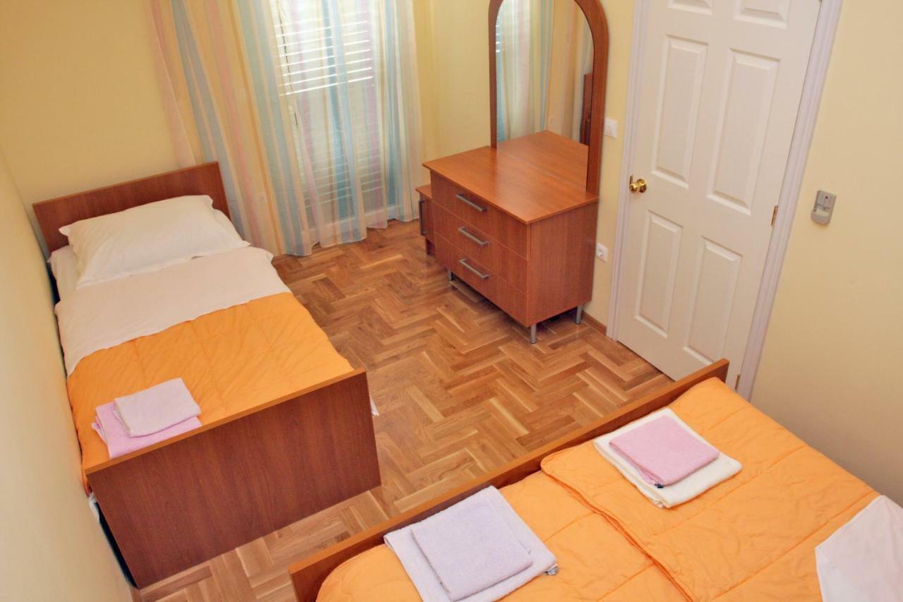 Apartmani Paula Макарска Экстерьер фото