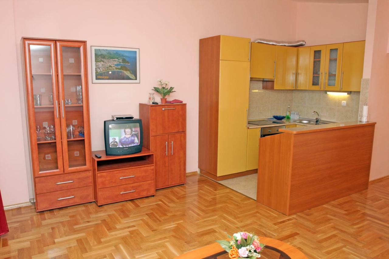 Apartmani Paula Макарска Экстерьер фото