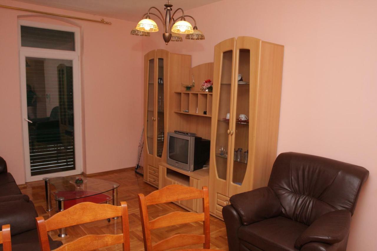 Apartmani Paula Макарска Экстерьер фото