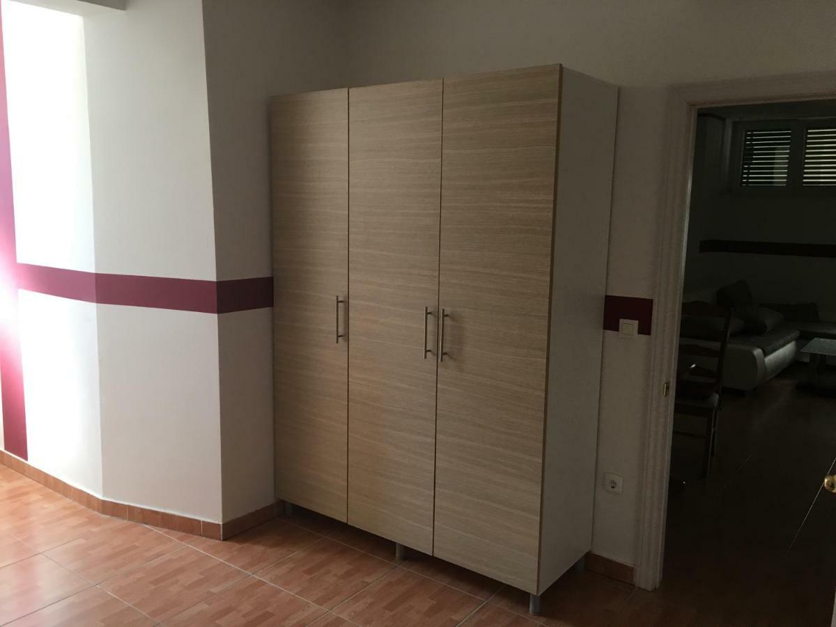 Apartmani Paula Макарска Экстерьер фото